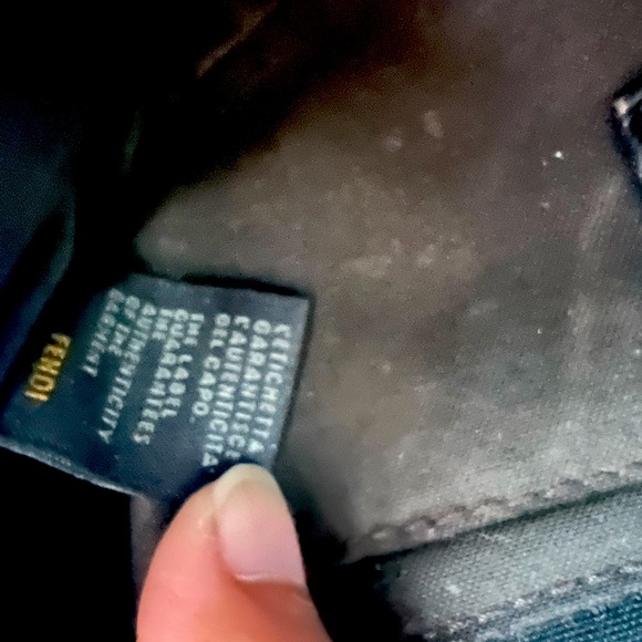Authentic fendi baguette - Picture 8 of 17